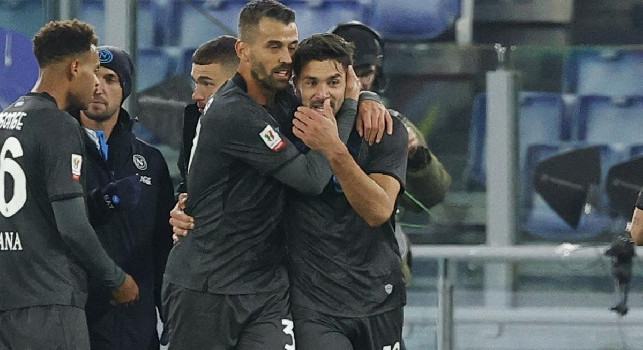 Napoli-Lazio: La Coppa Italia si tinge di blu e bianco, analisi e pagelle dei giocatori - Il Vaporetto