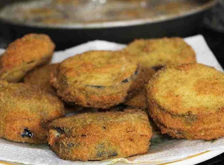 Illustrazione di un piatto di melanzane alla pullastiello appena fritte (www.napolitoday.it)