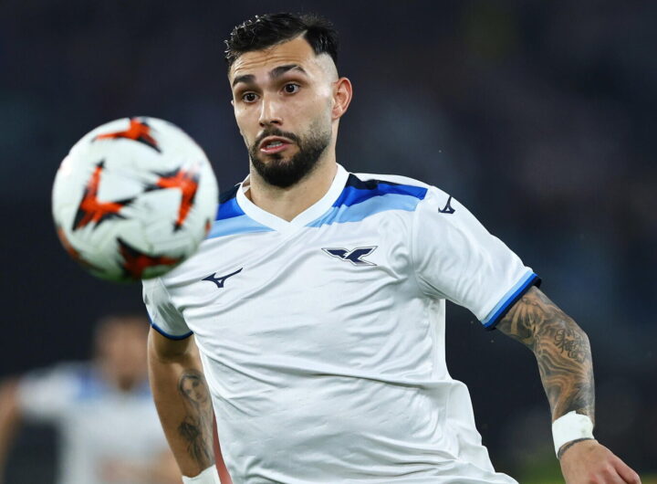 "Castellanos in panchina per infortunio, assente nella sfida Bologna-Lazio."