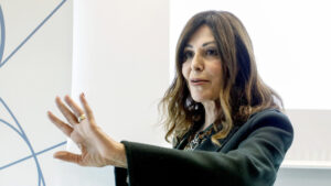 "Daniela Santanchè cambia avvocato e richiede rinvio udienza truffa Inps"