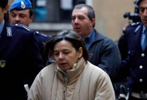 "Immagine della Cassazione in relazione al ricorso per la strage di Erba, un caso che si avvia verso un possibile epilogo dopo 18 anni."
