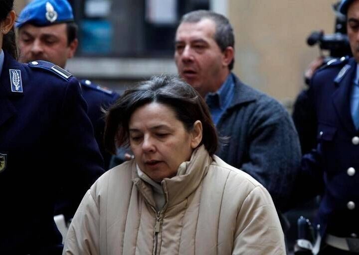 "Immagine della Cassazione in relazione al ricorso per la strage di Erba, un caso che si avvia verso un possibile epilogo dopo 18 anni."