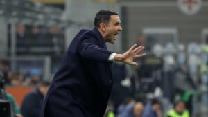 ALT: Palladino annuncia la conferenza "Notte bella, ce la siamo meritata" dopo la vittoria in coppa.